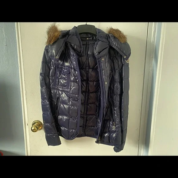 Moncler Navy Blue Puffer Jacket with Fur Trim - Picture 5 of 13